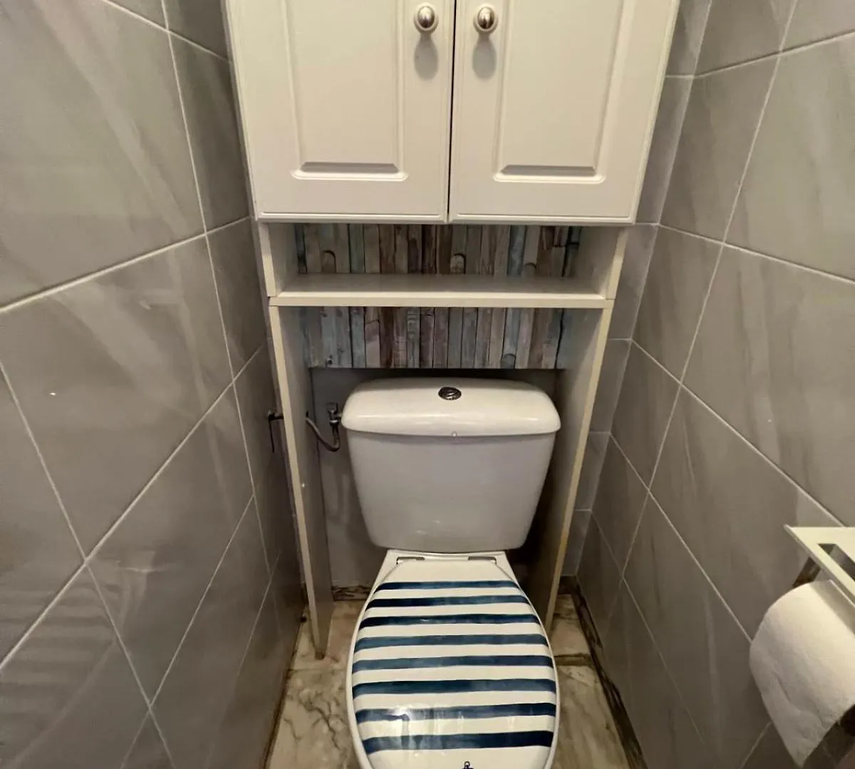 Antibes - 4 People - Parking - Terrace Apartment 0*,  France