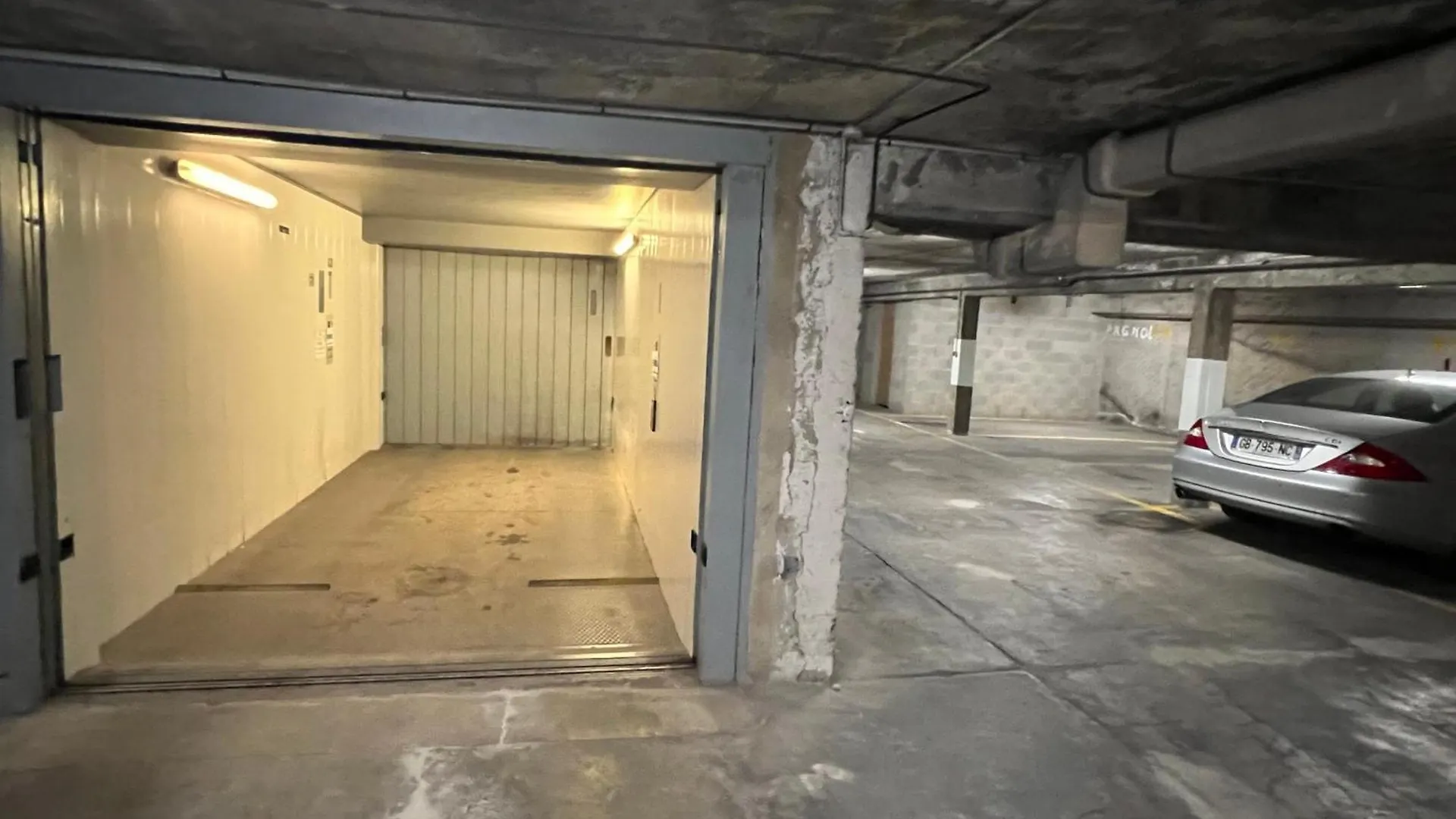 Appartamento Antibes - 4 People - Parking - Terrace 0*,  Francia